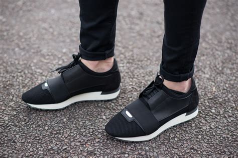 balenciaga race runners men.